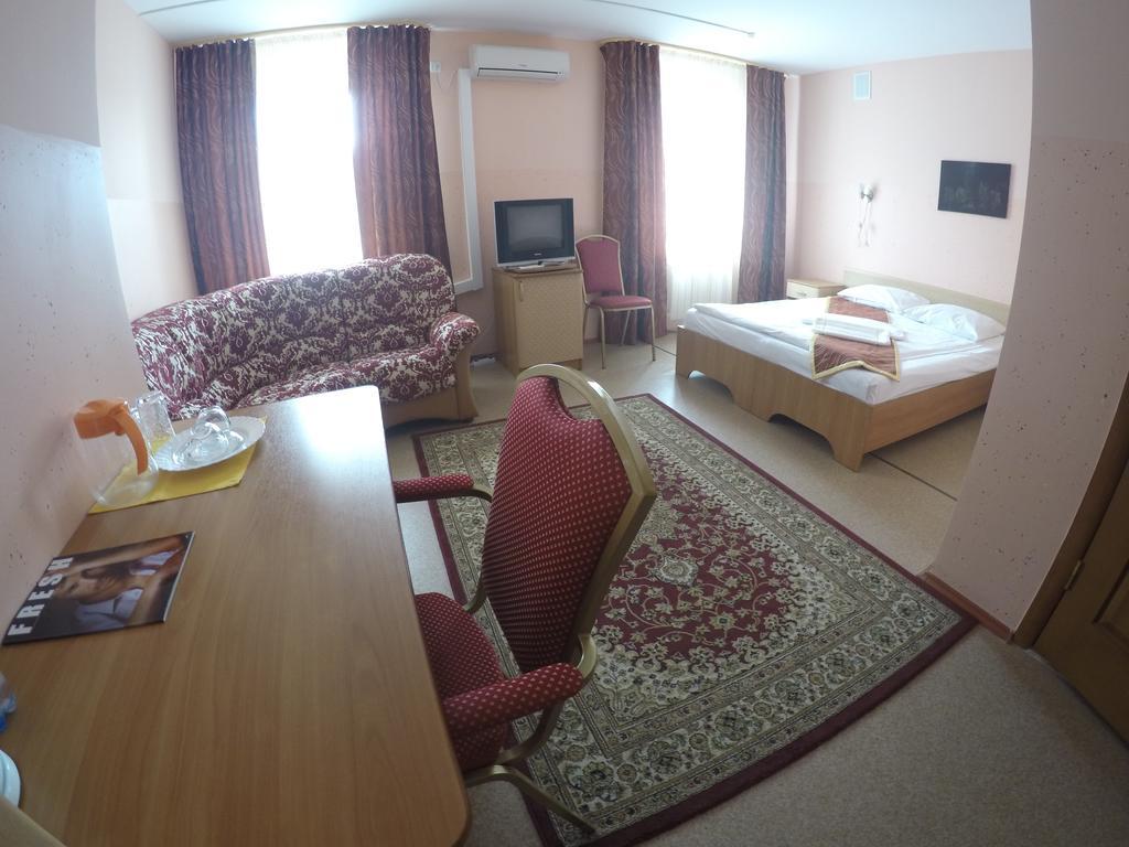 Kurmet Hotel อูรัลส์ค ห้อง รูปภาพ