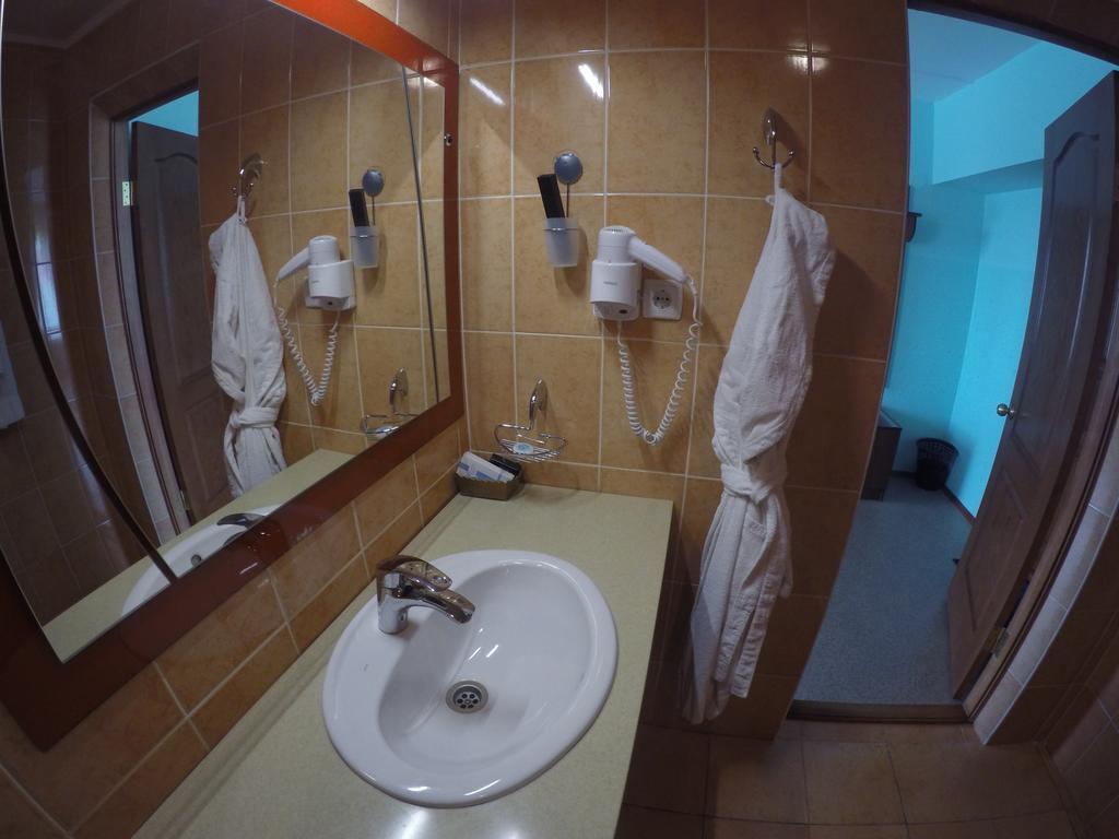 Kurmet Hotel อูรัลส์ค ห้อง รูปภาพ