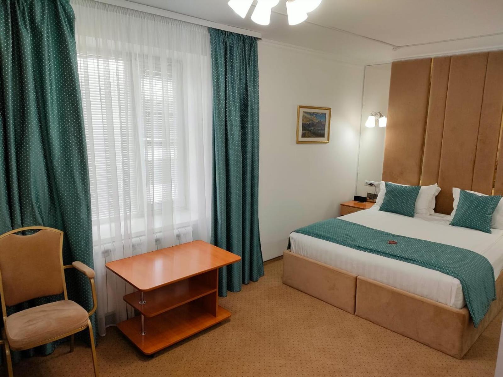 Kurmet Hotel อูรัลส์ค ภายนอก รูปภาพ